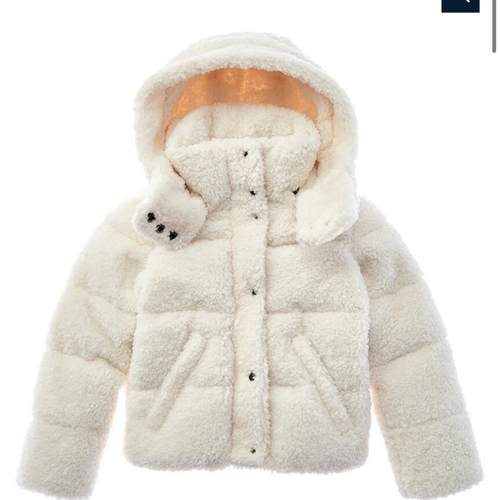Sam Sherpa coat
Authentic